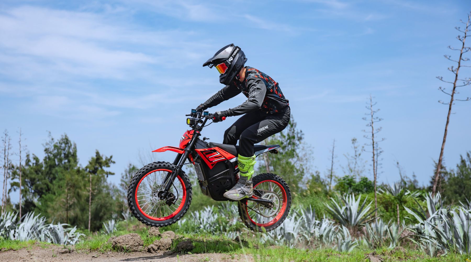ainohot velox dirt bike riding blur banner 2